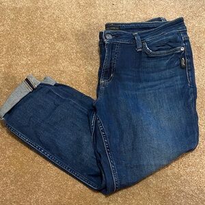 SILVER JEANS CO. Women’s jeans.